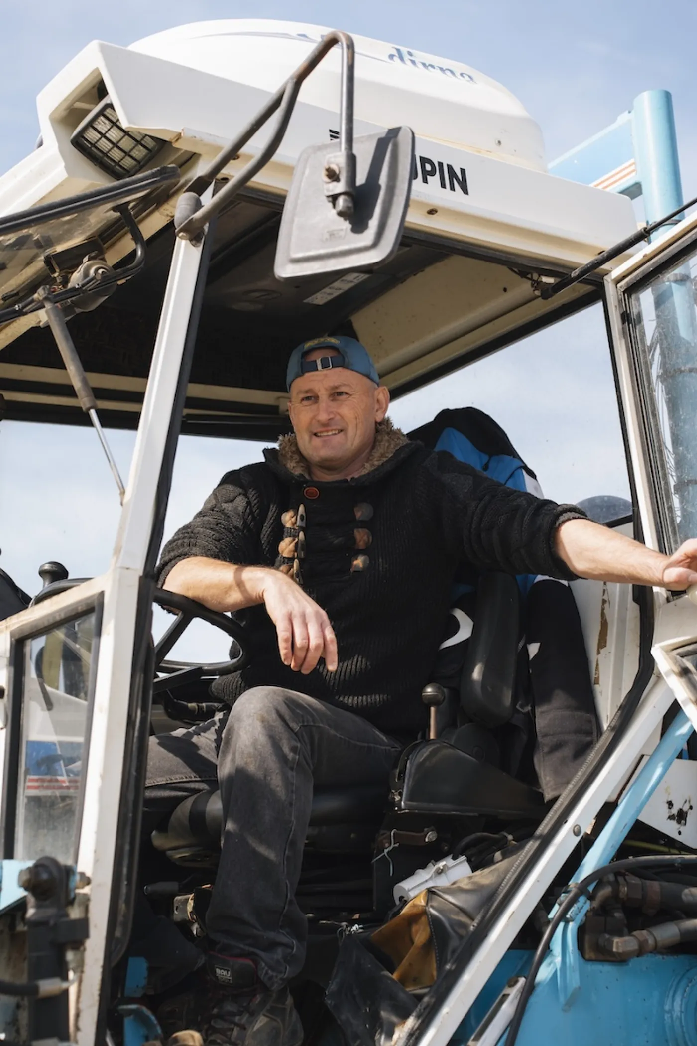 Philippe, Tractor operator